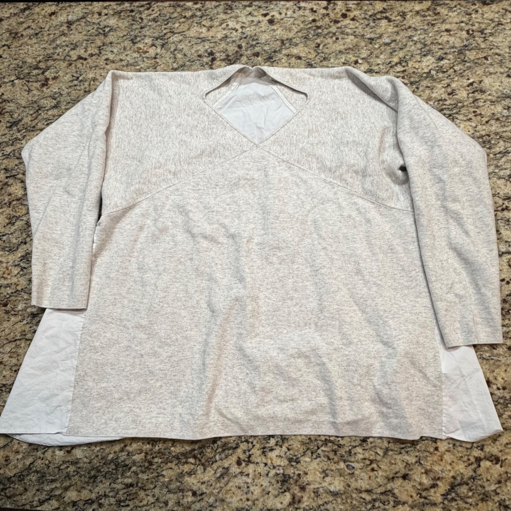 COS Women Gray Mixed Media Poplin Back Long Sleeve V-Neck Top Size Large ws